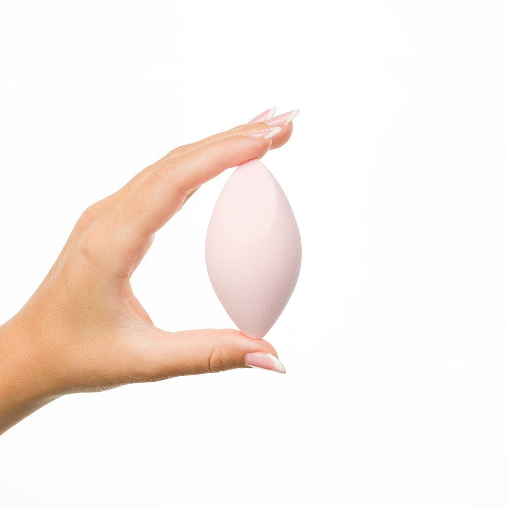 Brushworks Precision Oval Complexion Sponge