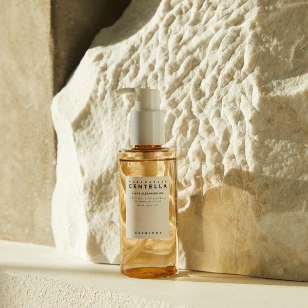 Skin1004 Madagaskar Centella Light Cleansing Oil 200ml