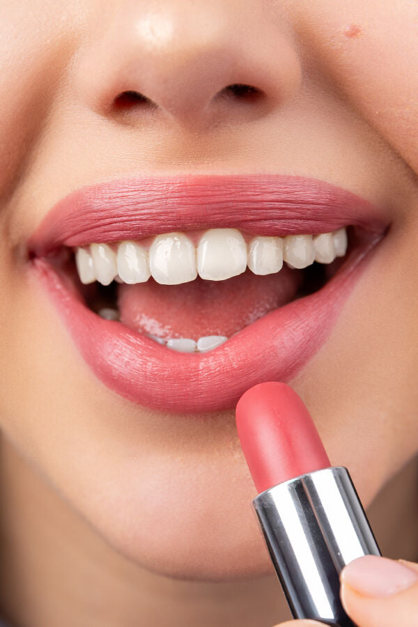 Pastel Nude Lipstick  4.3 gr