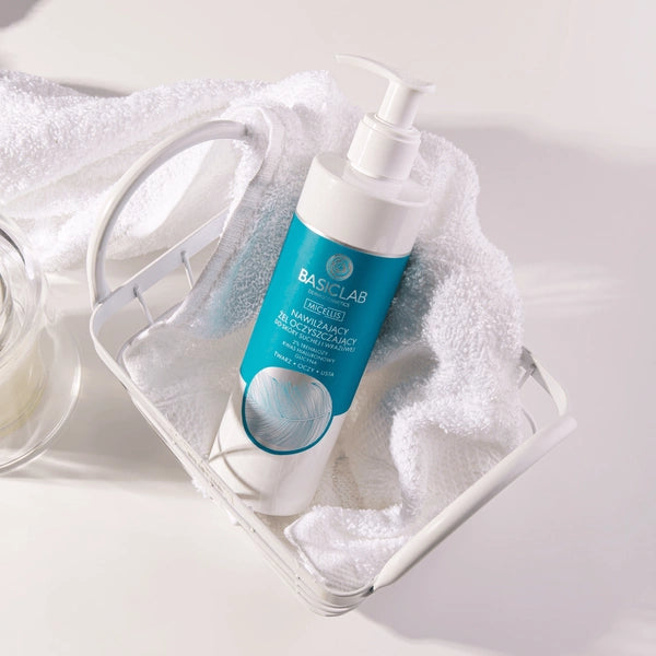 BasicLab Moisturizing Cleansing Gel for Dry and Sensitive Skin 300ml