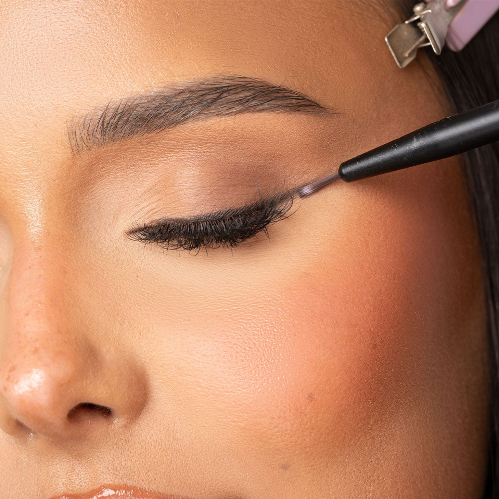 Brushworks No. 23 Precise Liner Brush