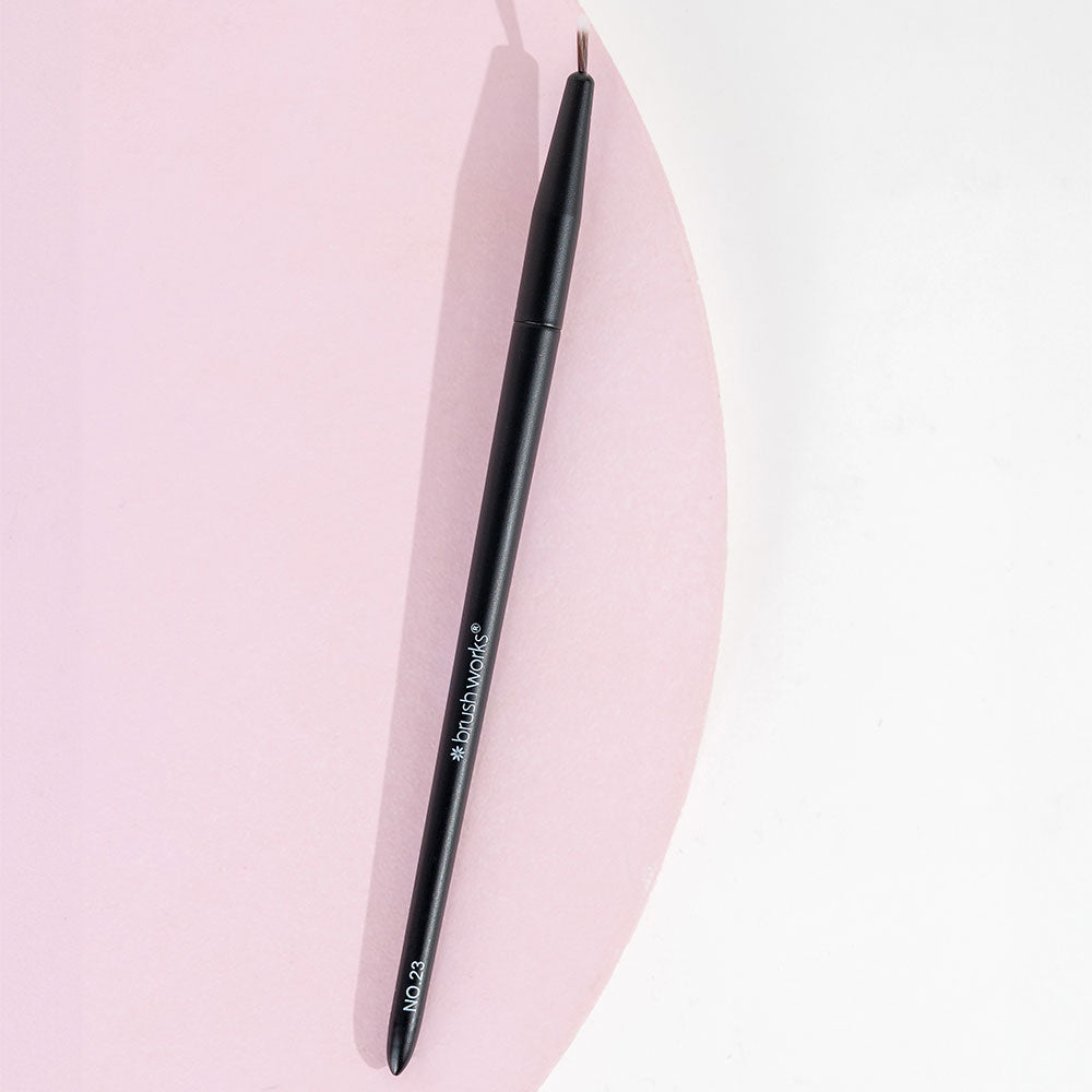 Brushworks No. 23 Precise Liner Brush