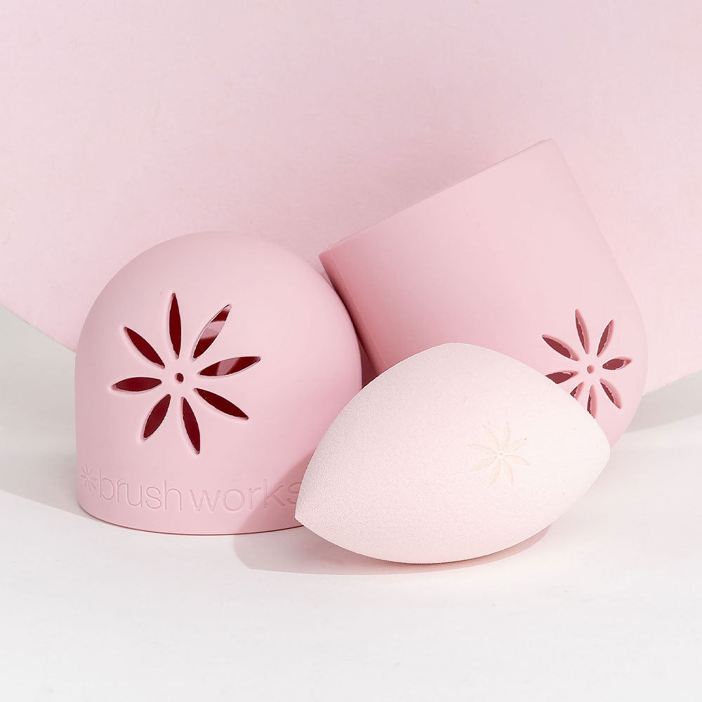 Brushworks Makeup Sponge Shield