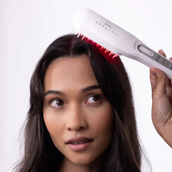 Kérastase Genesis Serum + Stylpro Root Renew Red Light Hairbrush