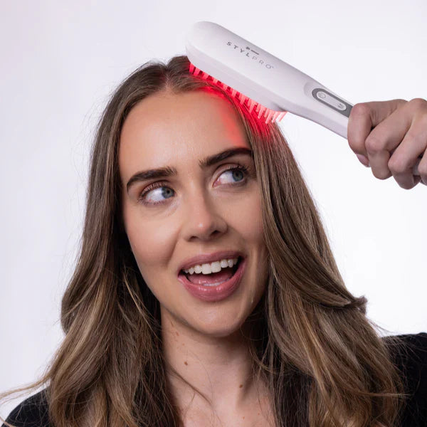 Kérastase Genesis Serum + Stylpro Root Renew Red Light Hairbrush