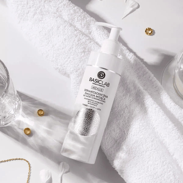 BasicLab Dermatological Cleansing Emulsion for Ultra-Sensitive Skin
